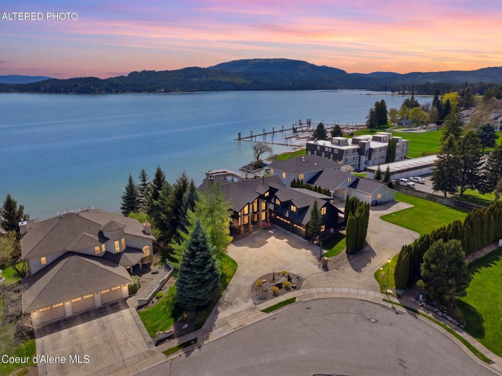 Photo of 1521 Northshore DR, Sandpoint, ID 83864 (MLS # 26-4390)