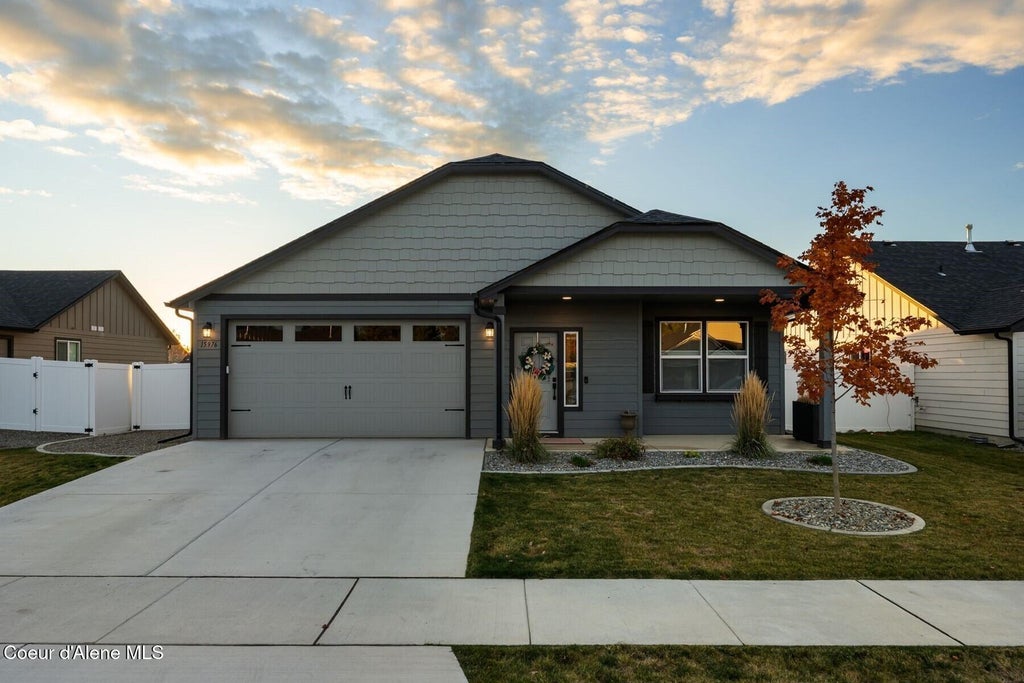 Photo of 15976 Hadley LOOP, Rathdrum, ID 83858 (MLS # 26-10549)