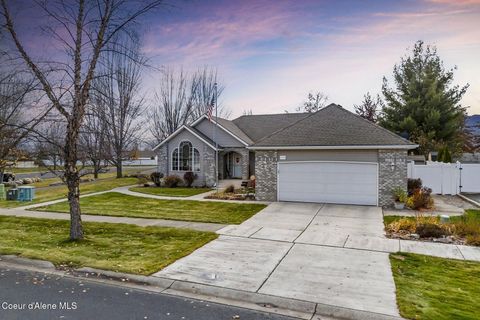 Photo of 1175 Stoneybrook Loop, Post Falls, ID 83854 (MLS # 25-11417)