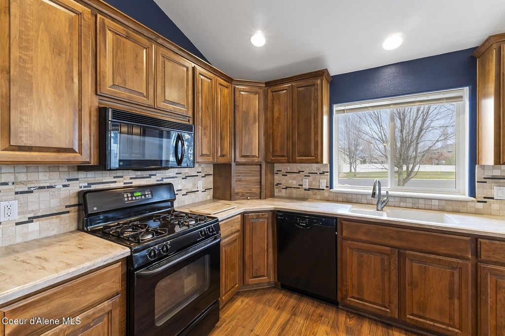 Photo of 1175 Stoneybrook Loop, Post Falls, ID 83854 (MLS # 25-11417)