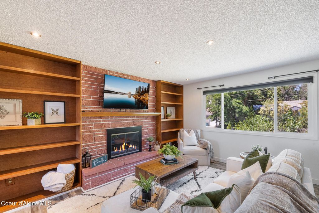 Photo of 1024 Mill, Coeur dAlene, ID 83814 (MLS # 26-17)