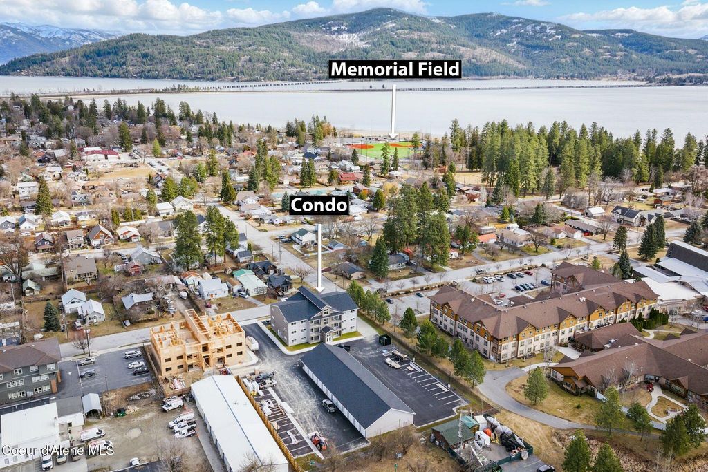 Photo of 424 Olive Ave Ave #103, Sandpoint, ID 83864 (MLS # 25-10121)
