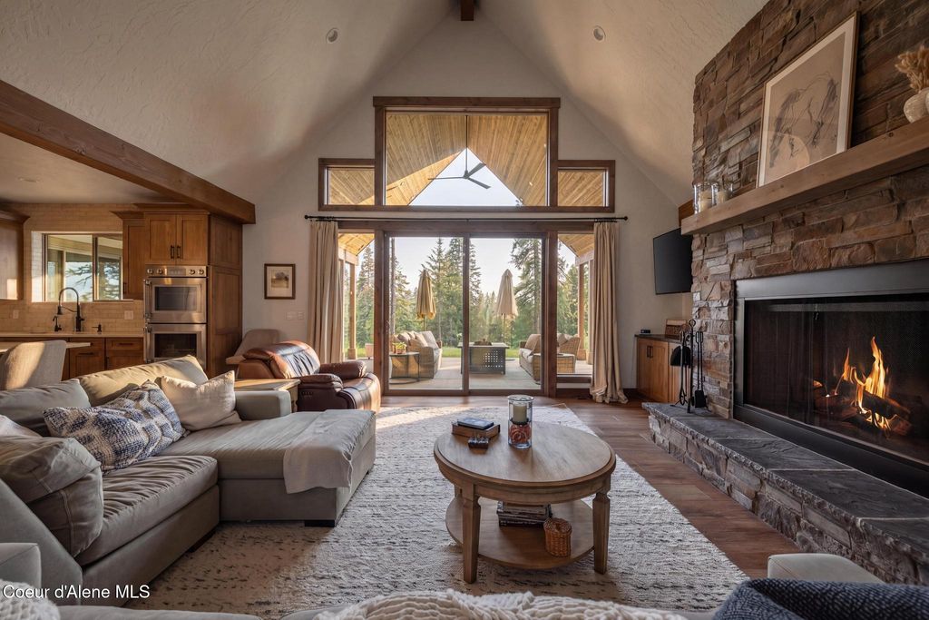 Photo of 17661 Richards DR, Hayden, ID 83835 (MLS # 26-5146)