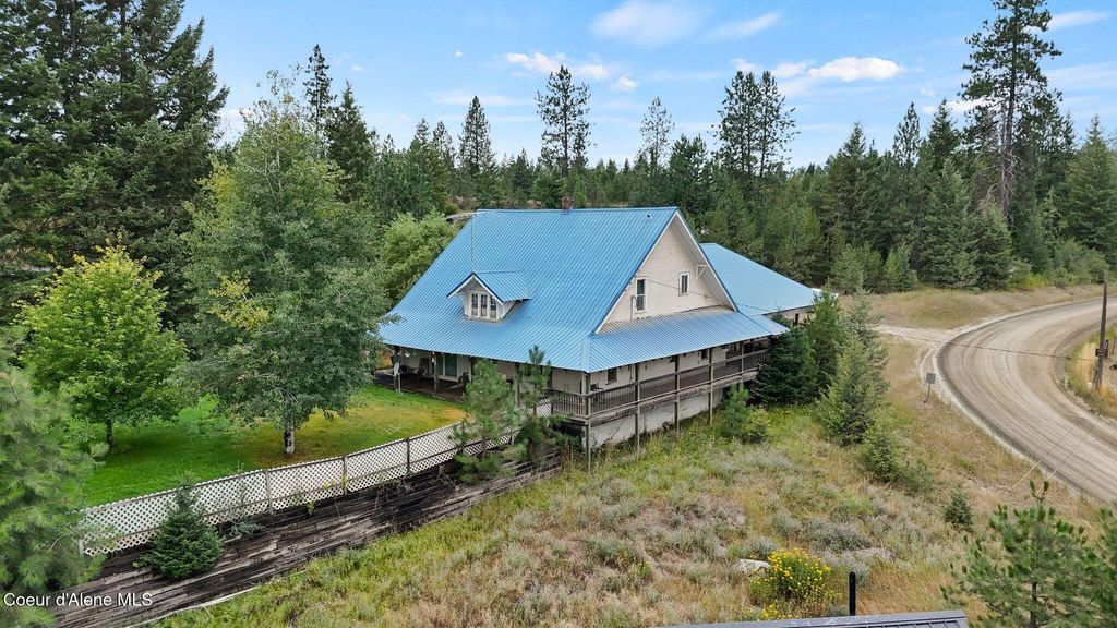 Photo of 6702 Kelso Lake Rd, Athol, ID 83801 (MLS # 25-8230)