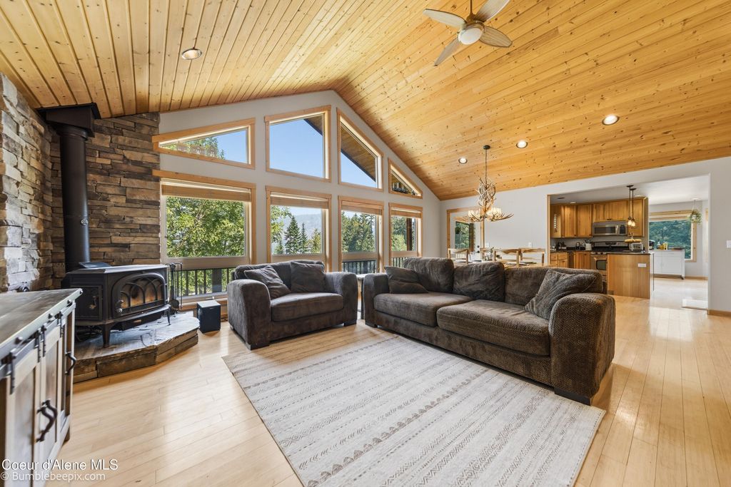 Photo of 71 Buck Ridge Ridge, Sagle, ID 83860 (MLS # 26-7431)
