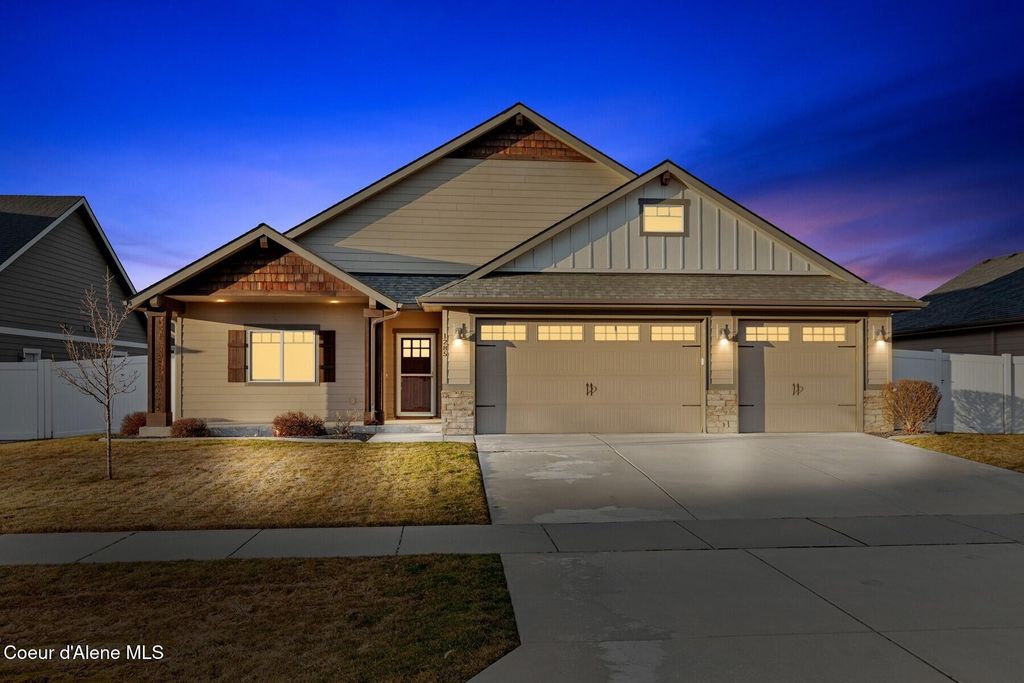 Photo of 1285 Noah Ave, Hayden, ID 83835 (MLS # 26-1803)