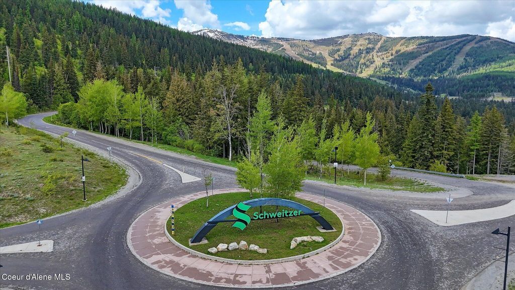 Photo of 155 Crystal Springs Springs # 401, Sandpoint, ID 83864 (MLS # 26-5169)