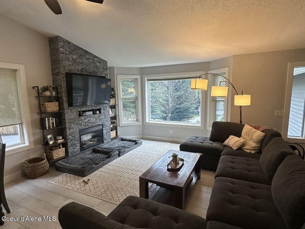 Photo of 4864 Upper Hayden Lake Lake, Hayden, ID 83835 (MLS # 26-2554)