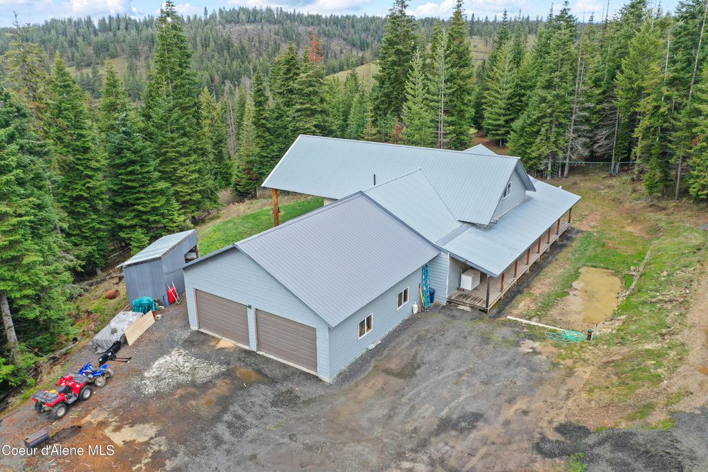 Photo of 414 Joan's Road Road, Santa, ID 83866 (MLS # 26-3536)