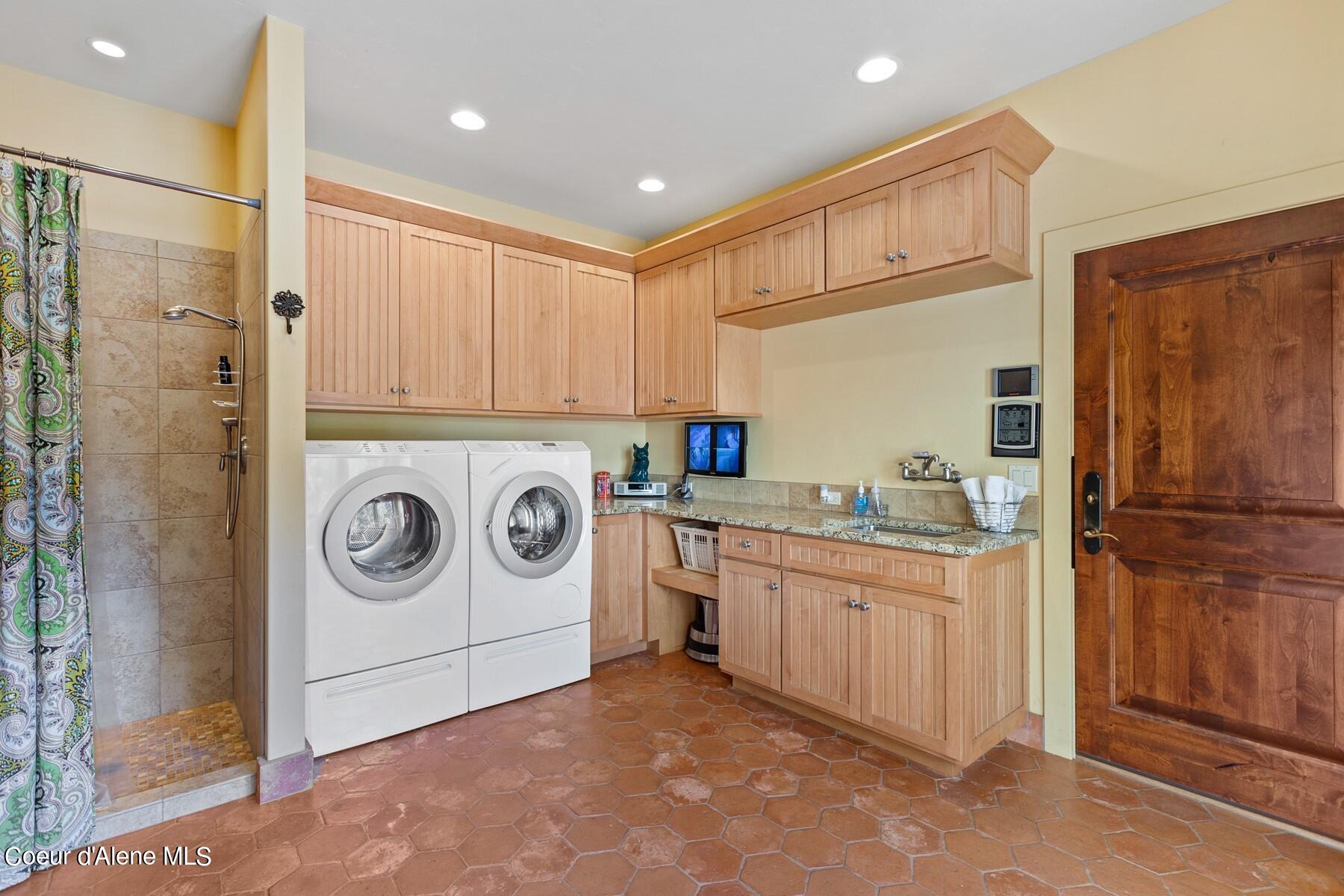 8719 S Palouse Hwy, Spokane, Alaska image 41
