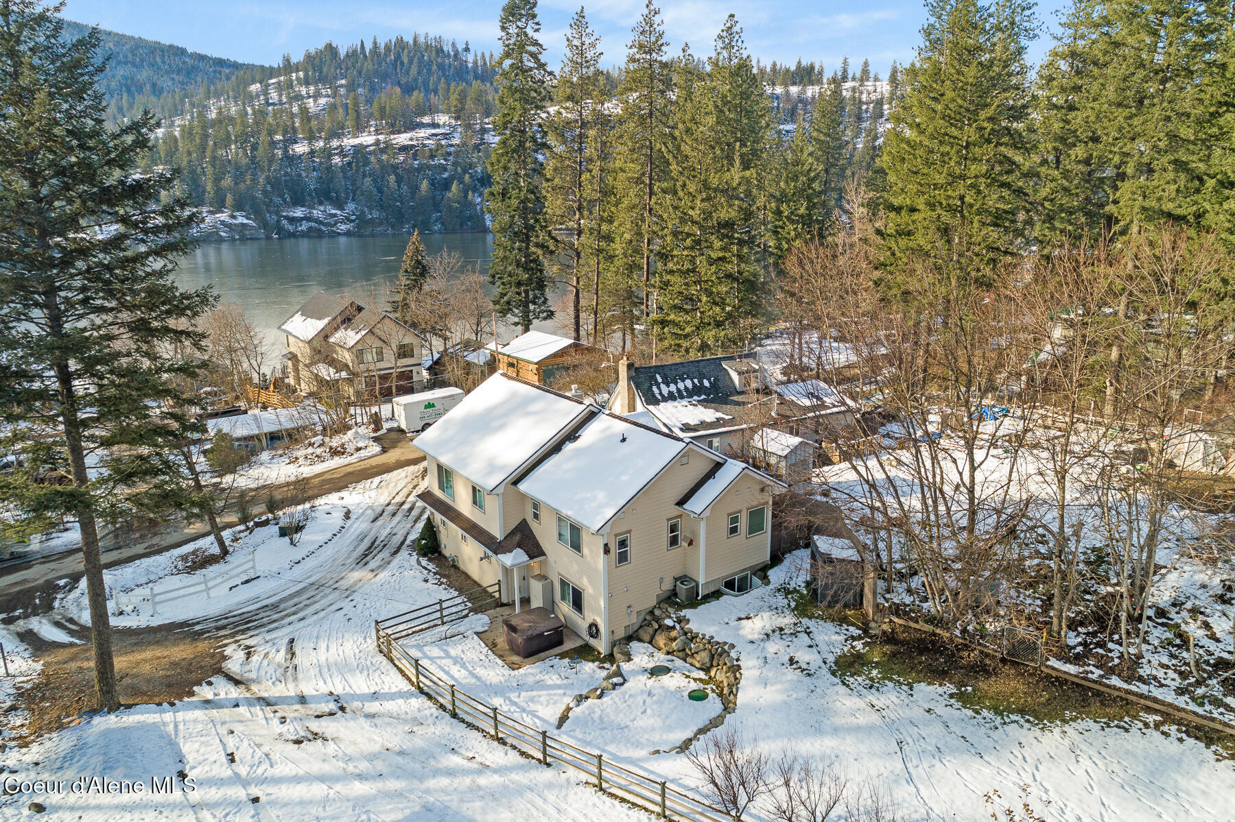 23748 N Lakeview Blvd, Rathdrum, Idaho image 4