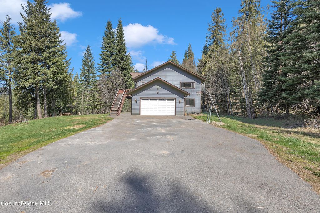 Photo of 458 Kirby Mountain Mountain, Hope, ID 83836 (MLS # 26-1207)
