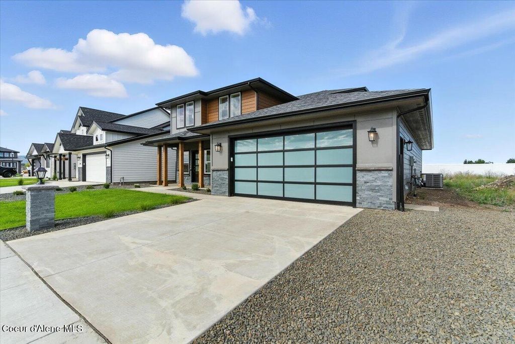 Photo of 2613 Salvation Ct, Post Falls, ID 83854 (MLS # 26-1135)