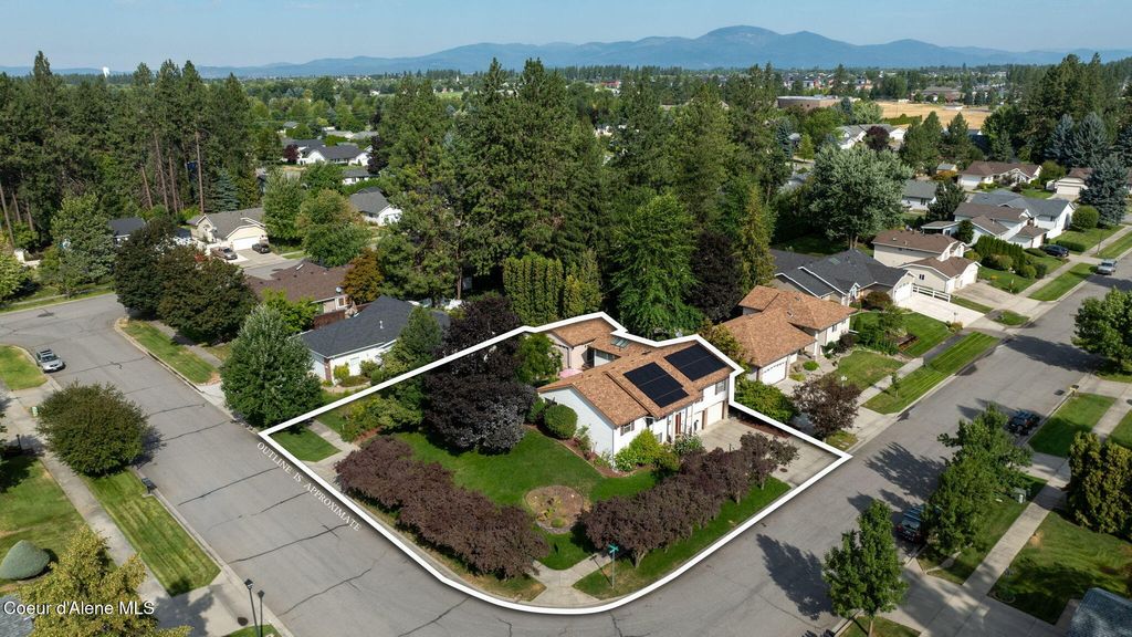 Photo of 5723 CHRISTOPHER Dr, Coeur dAlene, ID 83815 (MLS # 25-8474)