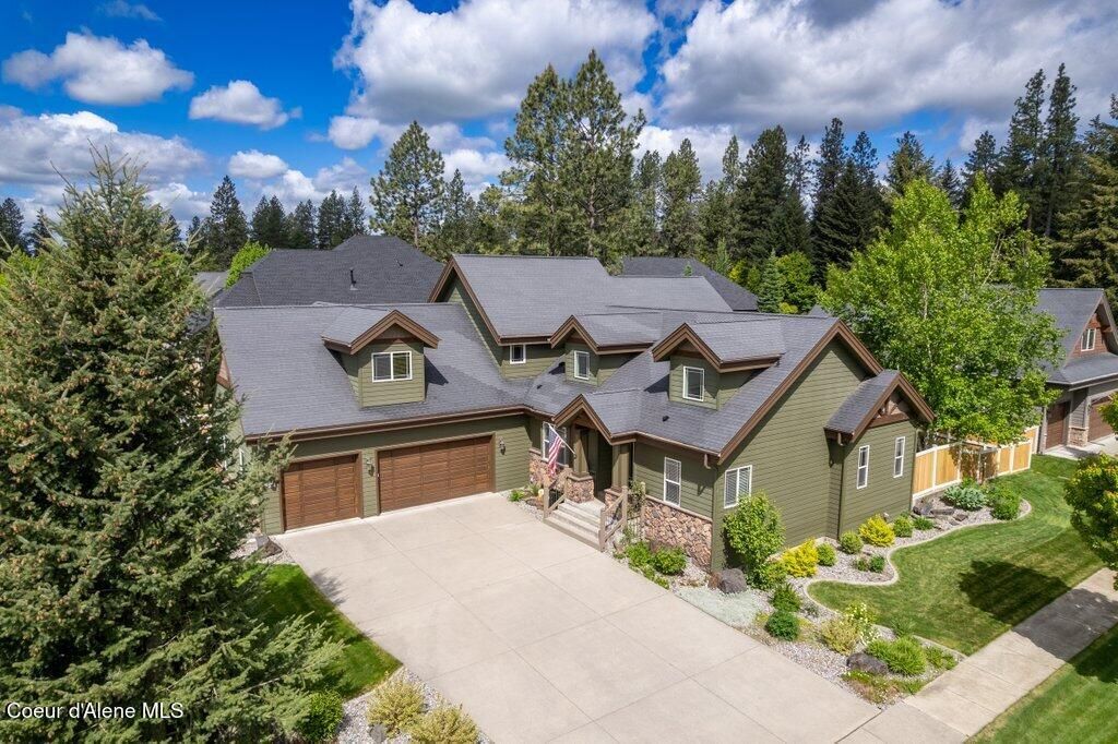 Photo of 724 Arena Loop, Hayden, ID 83835 (MLS # 25-5157)