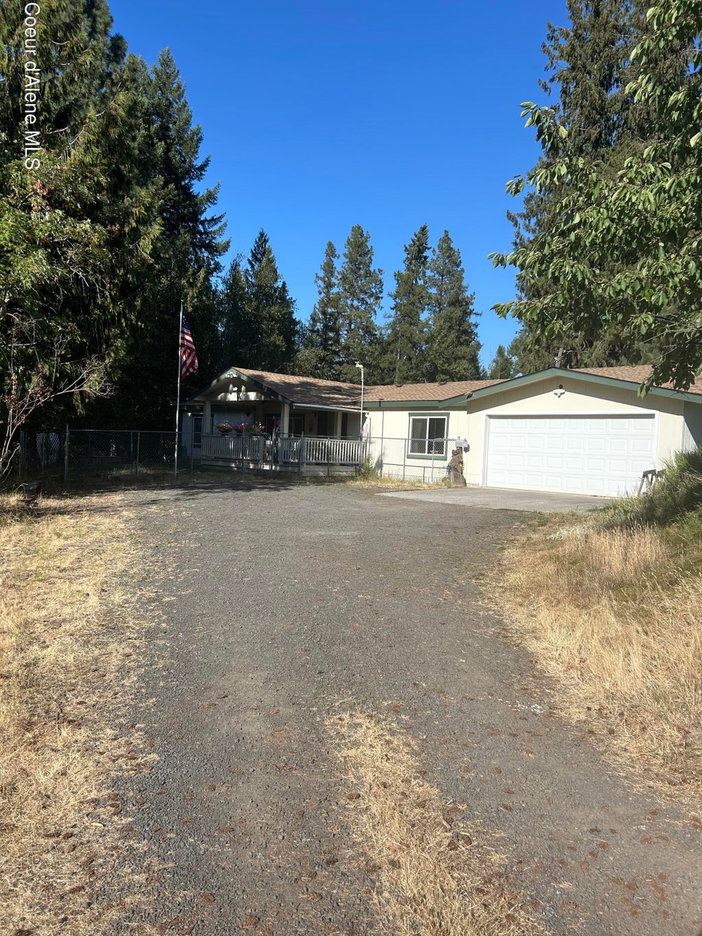 Photo of 140 Dakota AVE, St. Maries, ID 83861 (MLS # 26-8829)