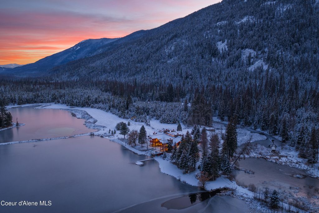 Photo of 533739 U.S. 95 - 228 Acres, Bonners Ferry, ID 83805 (MLS # 26-702)