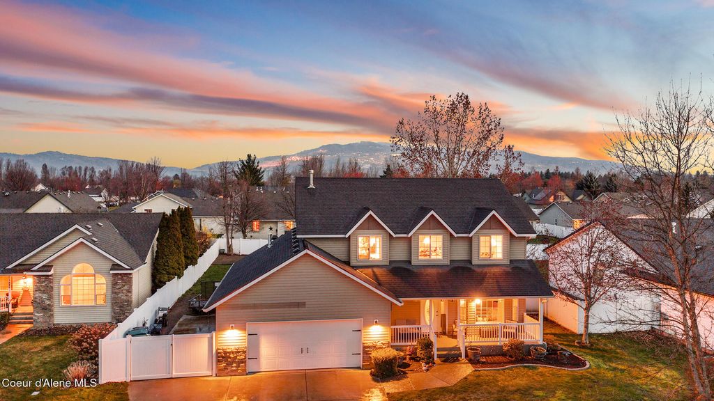 Photo of 1055 Warm Springs Springs, Post Falls, ID 83854 (MLS # 26-3029)