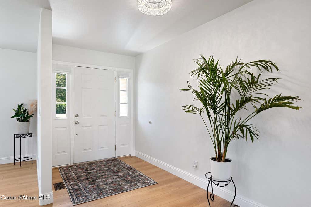 Photo of 6672 4th ST, Dalton Gardens, ID 83815 (MLS # 26-8757)