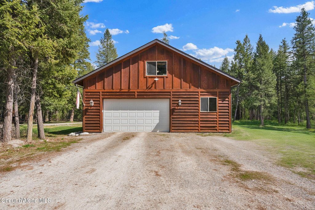 Photo of 181 Deer Meadow Meadow, Blanchard, ID 83804 (MLS # 25-8995)