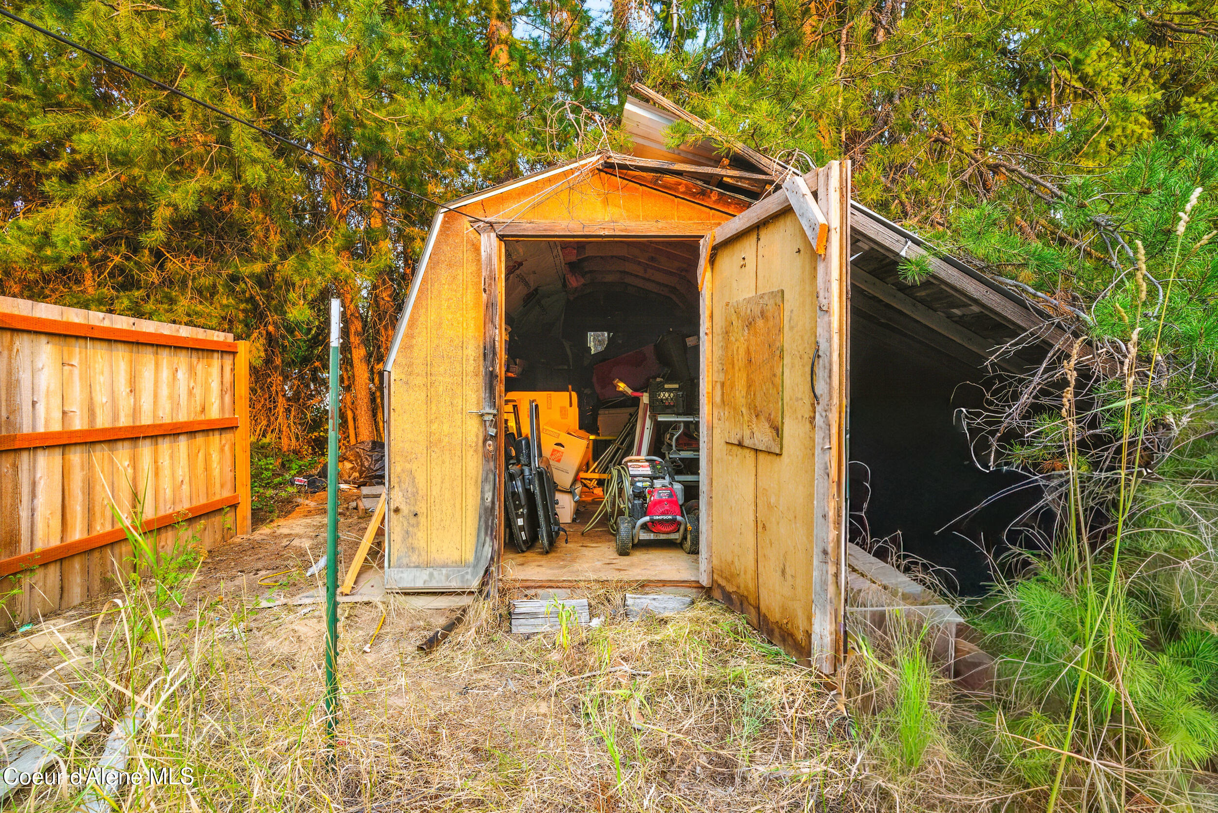 Sagle, Idaho 83860, United States, 3 Bedrooms Bedrooms, ,2 BathroomsBathrooms,Residential,Pending,205699