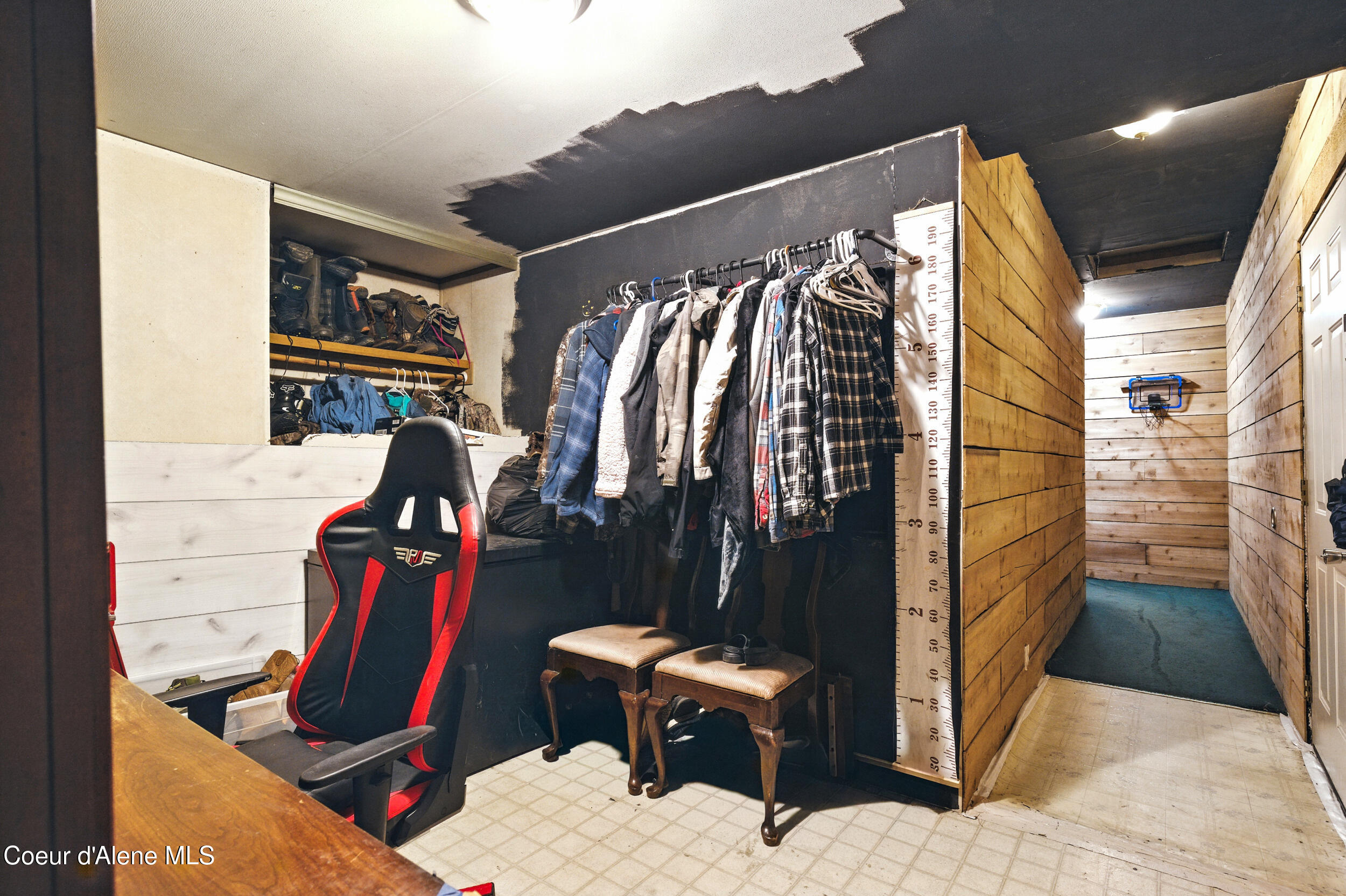 Sagle, Idaho 83860, United States, 3 Bedrooms Bedrooms, ,2 BathroomsBathrooms,Residential,Pending,205699