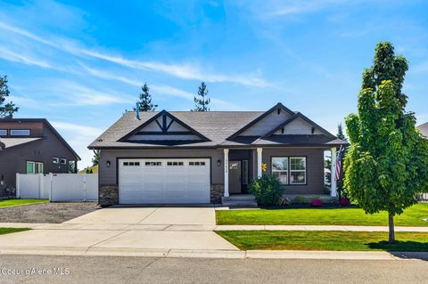 Homes For Sale - 3234 Giovanni Ln<br/> Hayden, ID 83835