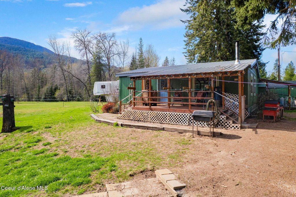 Photo of 3464 Upper Pack River River, Sandpoint, ID 83864 (MLS # 26-3943)