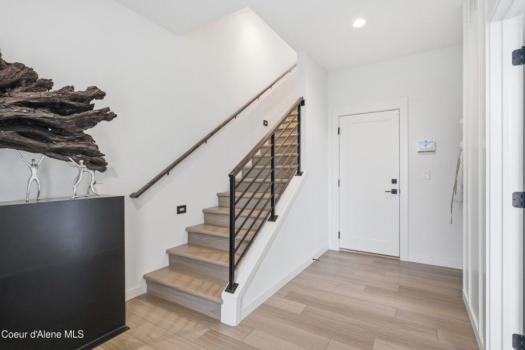 Photo of 2698 Atlas Rd, Coeur dAlene, ID 83814 (MLS # 25-10696)