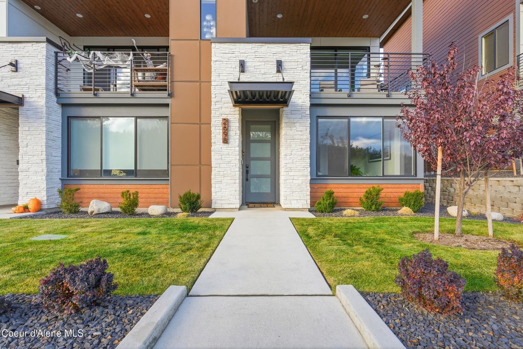 Photo of 2698 Atlas Rd, Coeur dAlene, ID 83814 (MLS # 25-10696)