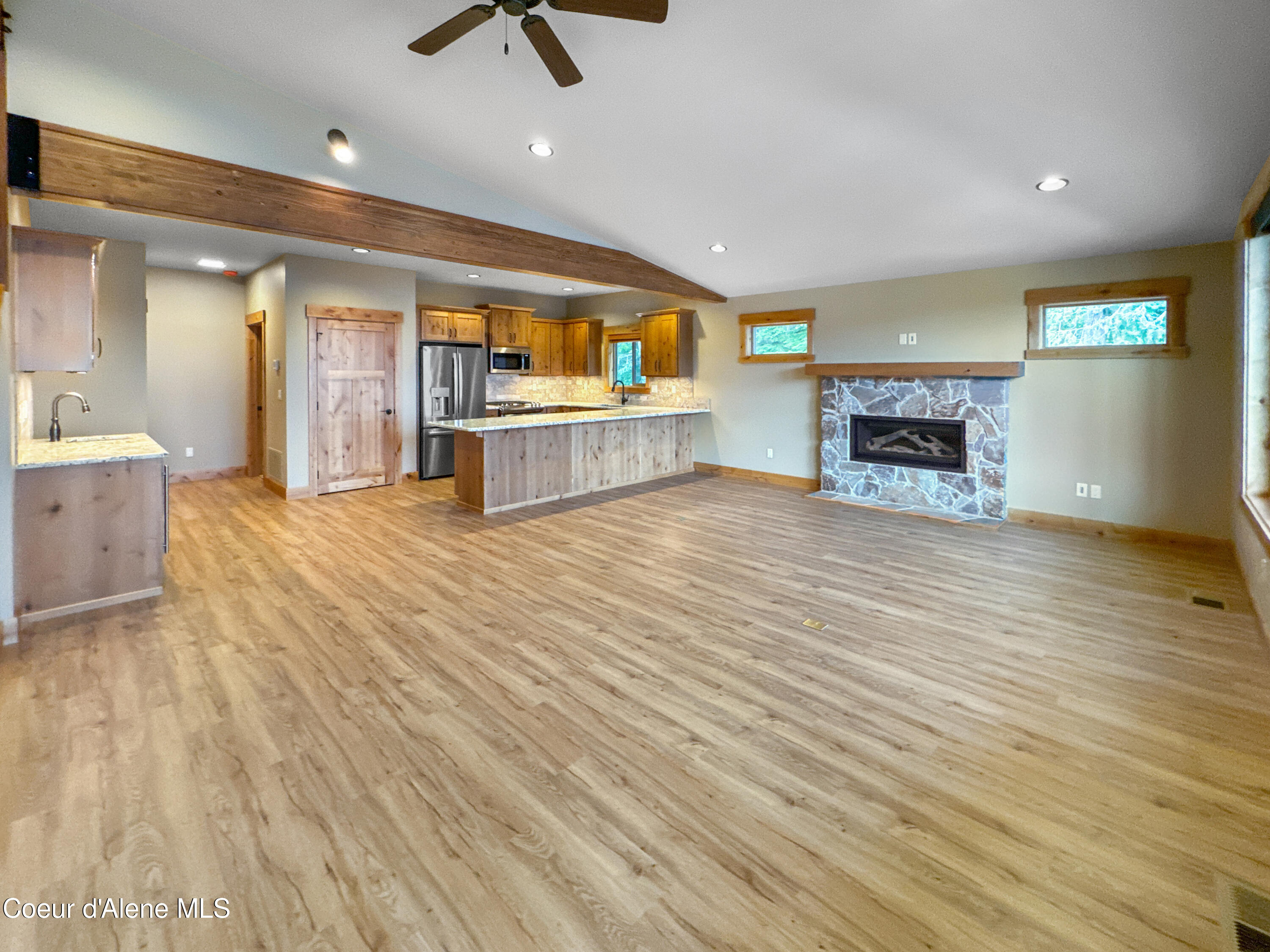 27 Fremont Lane (b14) Ln, Nordman, Idaho image 1