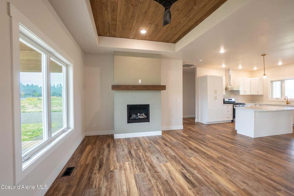 Photo of 24 Beulah Pl, Moyie Springs, ID 83845 (MLS # 26-8244)