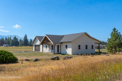 Homes For Sale - 24 Beulah Pl<br/> Moyie Springs, ID 83845