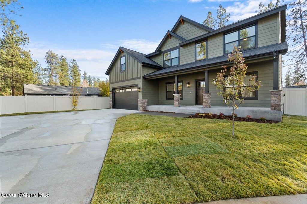 Photo of 2902 Neptune St. St, Post Falls, ID 83854 (MLS # 25-10306)