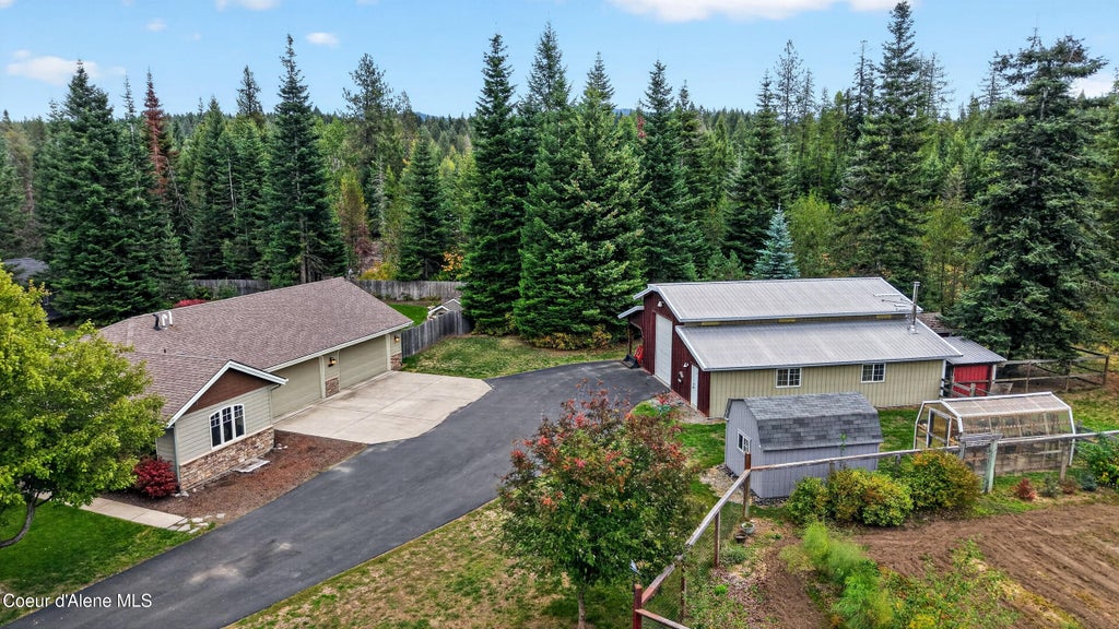 Photo of 19712 Williams RD, Hayden, ID 83835 (MLS # 26-10312)