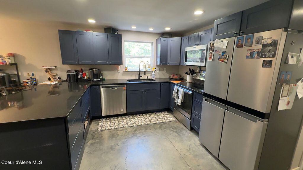 Photo of 365 Jacks Place Place, Oldtown, ID 83822 (MLS # 26-3442)