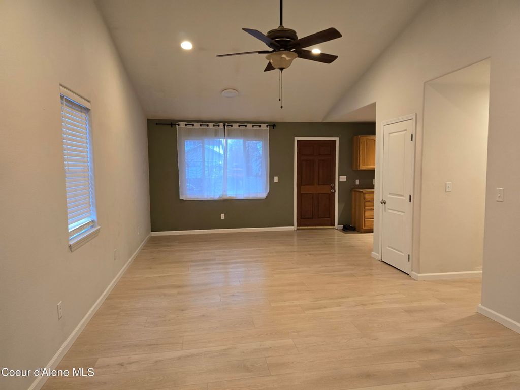 Photo of 71 Schissler Ln, Kootenai, ID 83840 (MLS # 25-11434)