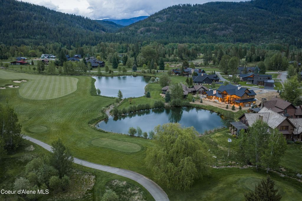 Photo of 12 Alpenrose Ln, Sandpoint, ID 83864 (MLS # 26-4990)