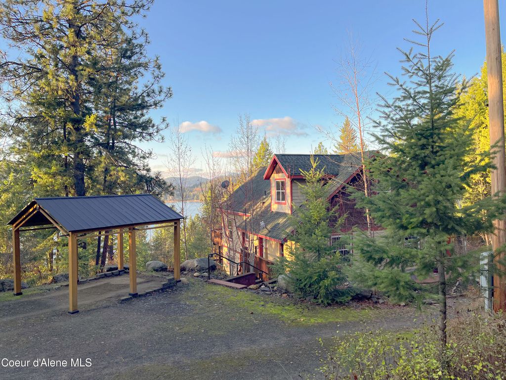 Photo of 314 Overlake View View, Cocolalla, ID 83813 (MLS # 25-9036)