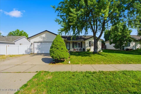 Homes For Sale - 1371 Heron Ave<br/> Kootenai County, Hayden, ID 83835