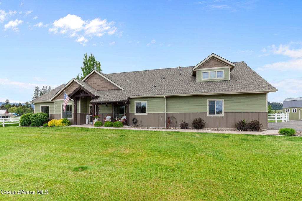 Photo of 5603 Cottontail CT, Coeur dAlene, ID 83814 (MLS # 26-9779)