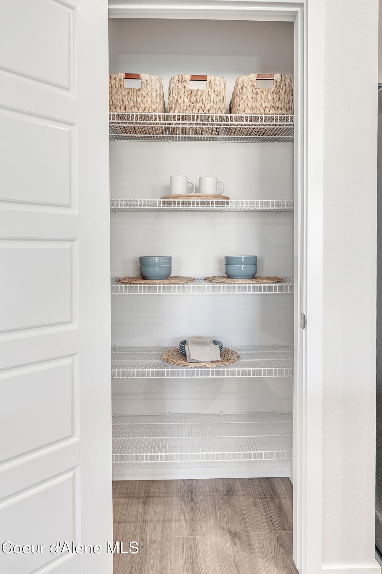 Hayden, Idaho 83835, United States, 3 Bedrooms Bedrooms, ,2 BathroomsBathrooms,Residential,Pending,13087