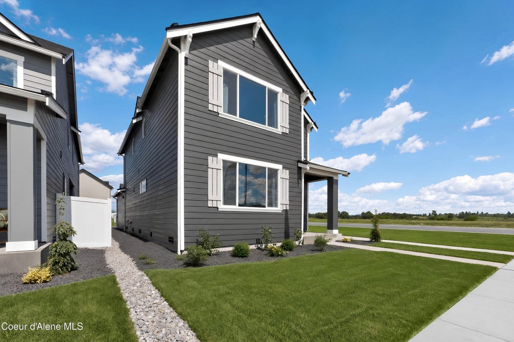 Photo of 9270 Spokane St, Post Falls, ID 83854 (MLS # 26-8971)