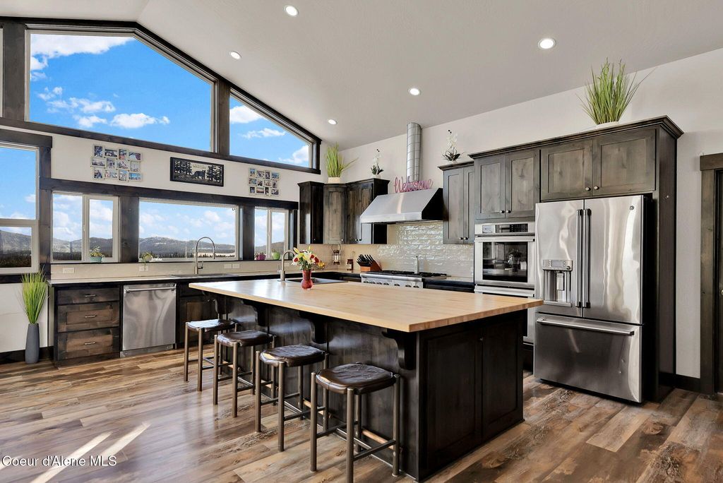 Photo of 5383 Van Dusen Rd, Harrison, ID 83833 (MLS # 26-22)