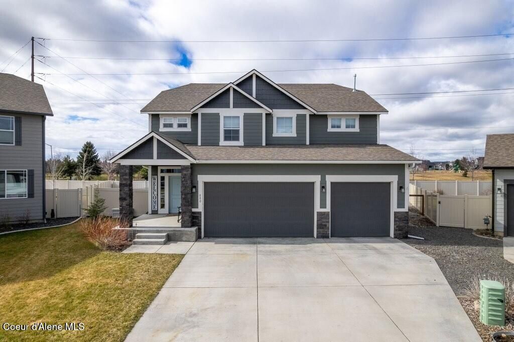 Photo of 880 Allenby Rd, Post Falls, ID 83854 (MLS # 26-2109)