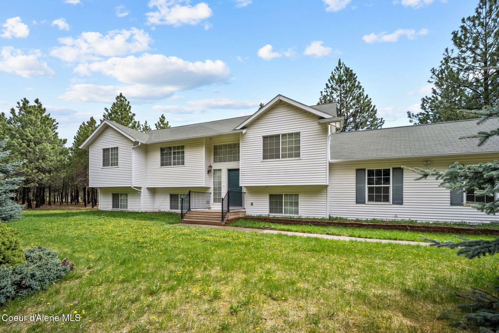 Photo of 30296 Wheatridge Rd, Athol, ID 83801 (MLS # 25-4351)