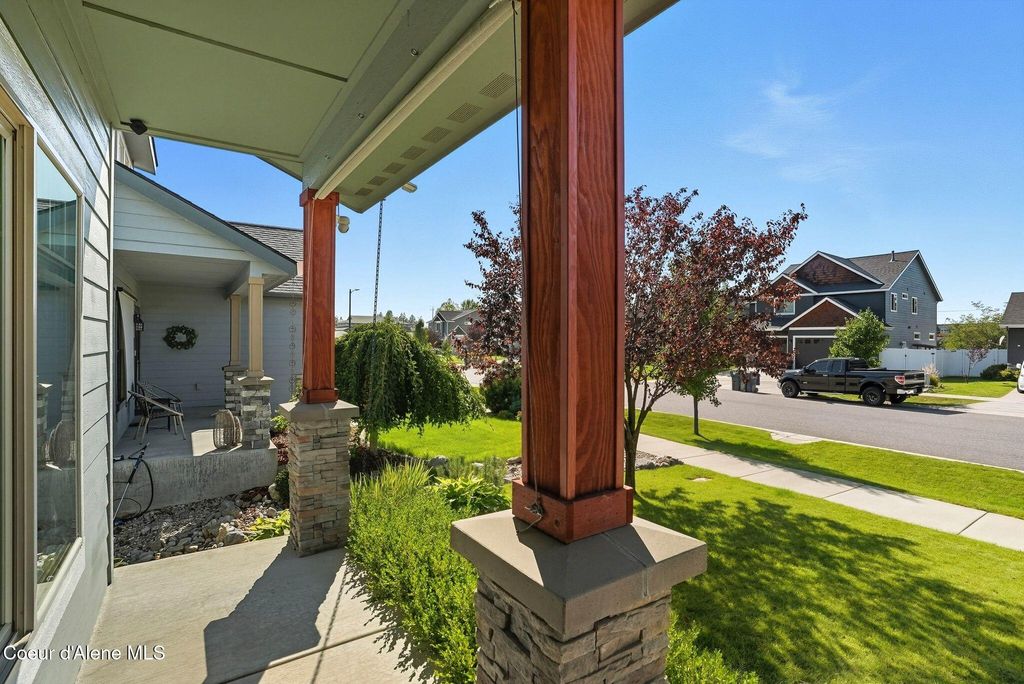 Photo of 6522 IDLEWOOD Dr, Coeur dAlene, ID 83815 (MLS # 25-9564)