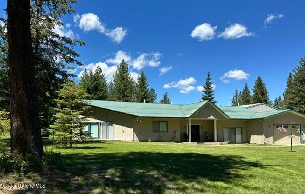 Photo of 5525 Coeur Dalene DR, Spirit Lake, ID 83869 (MLS # 26-6483)