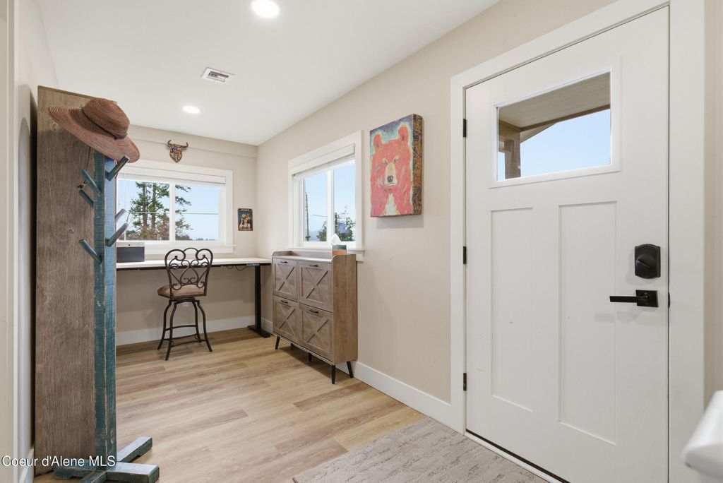 Photo of 312 Ellisport St, Hope, ID 83836 (MLS # 26-2116)