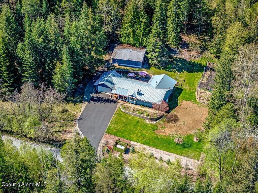Photo of 6364 Bottle Bay Rd, Sagle, ID 83860 (MLS # 26-4151)